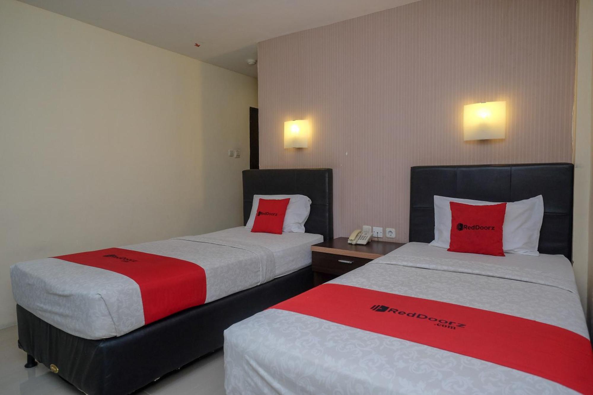 Collection O 91565 Hotel Grand Populer Μακασάρ Εξωτερικό φωτογραφία