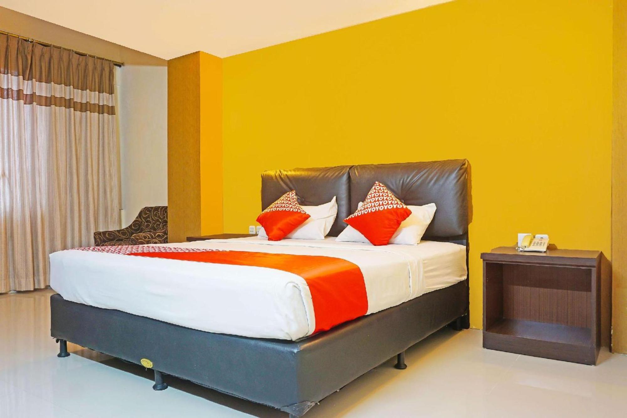 Collection O Losari Near Pantai Losari Formerly Hotel Grand Populer Μακασάρ Εξωτερικό φωτογραφία