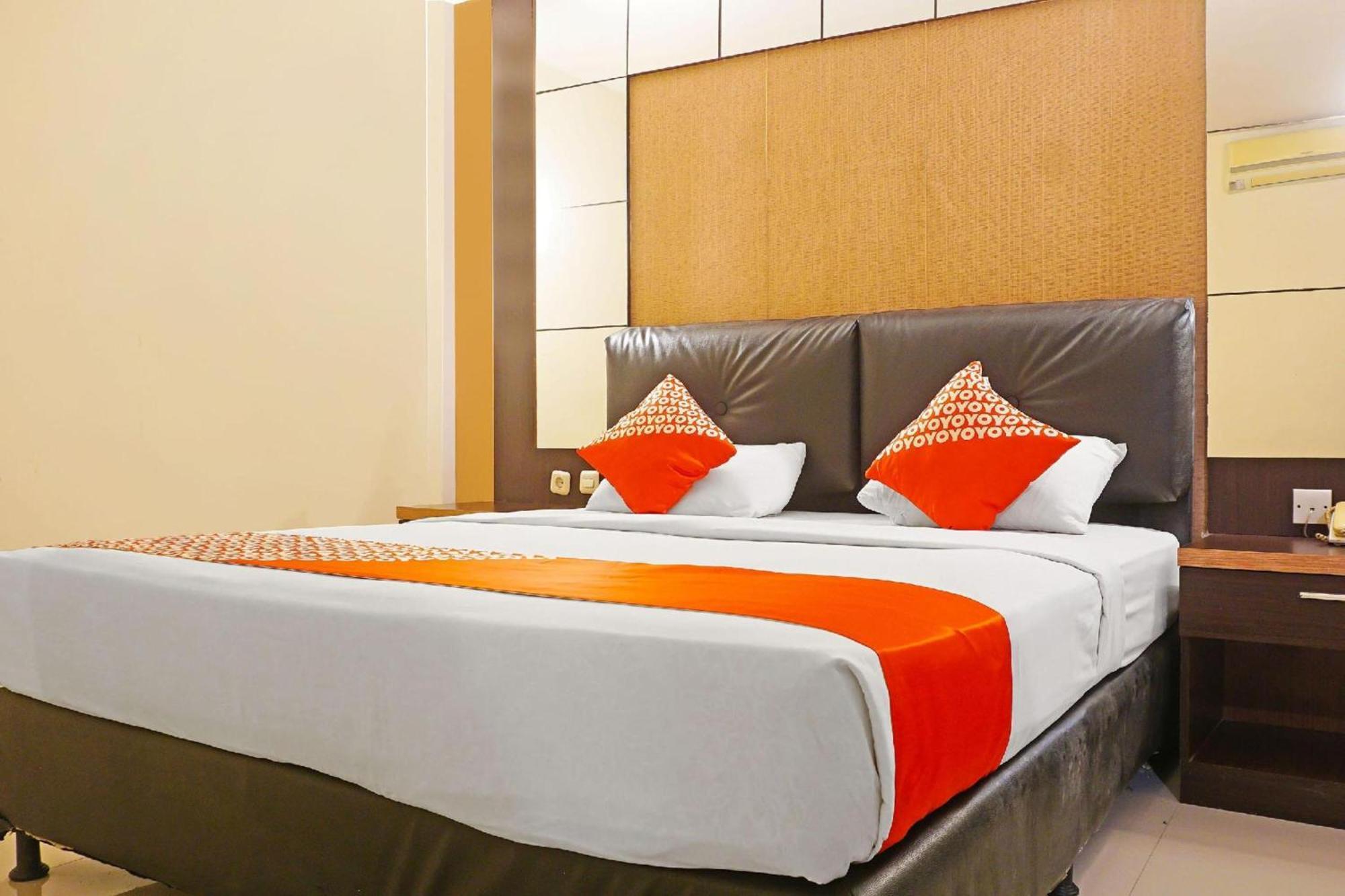 Collection O Losari Near Pantai Losari Formerly Hotel Grand Populer Μακασάρ Εξωτερικό φωτογραφία