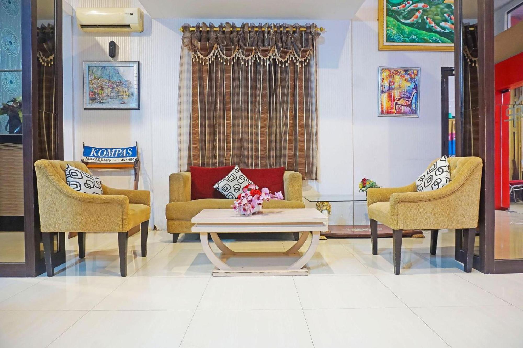 Collection O Losari Near Pantai Losari Formerly Hotel Grand Populer Μακασάρ Εξωτερικό φωτογραφία
